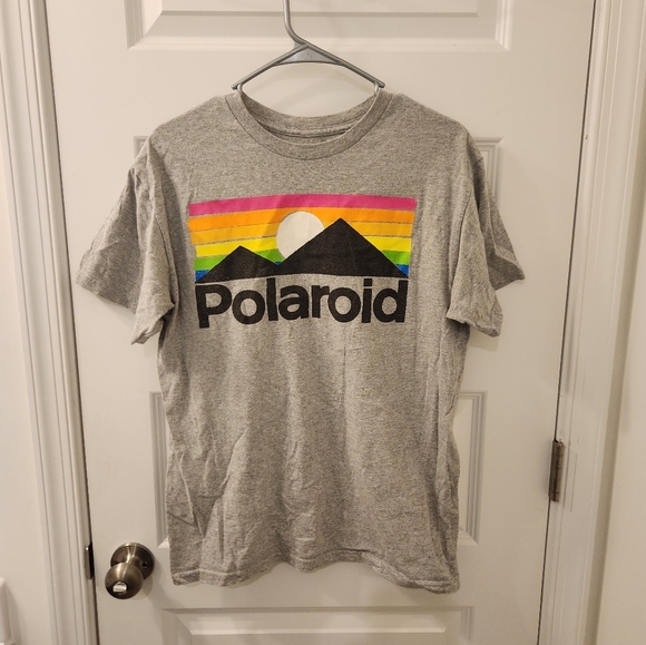Polaroid Mountains Colorful Horizon Mens Grey T Shirt Size M Short Sleeved # A11 - Picture 1 of 5